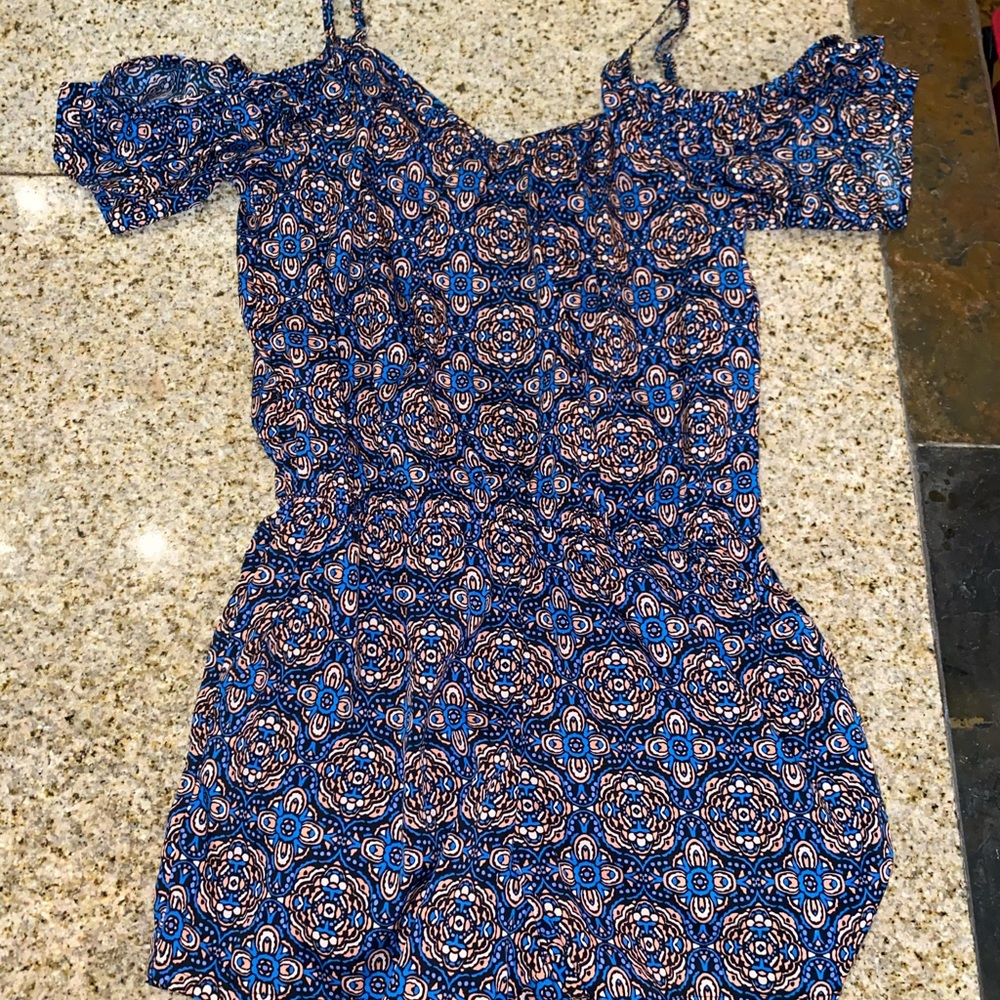 BLUE PATTERNED ROMPER
